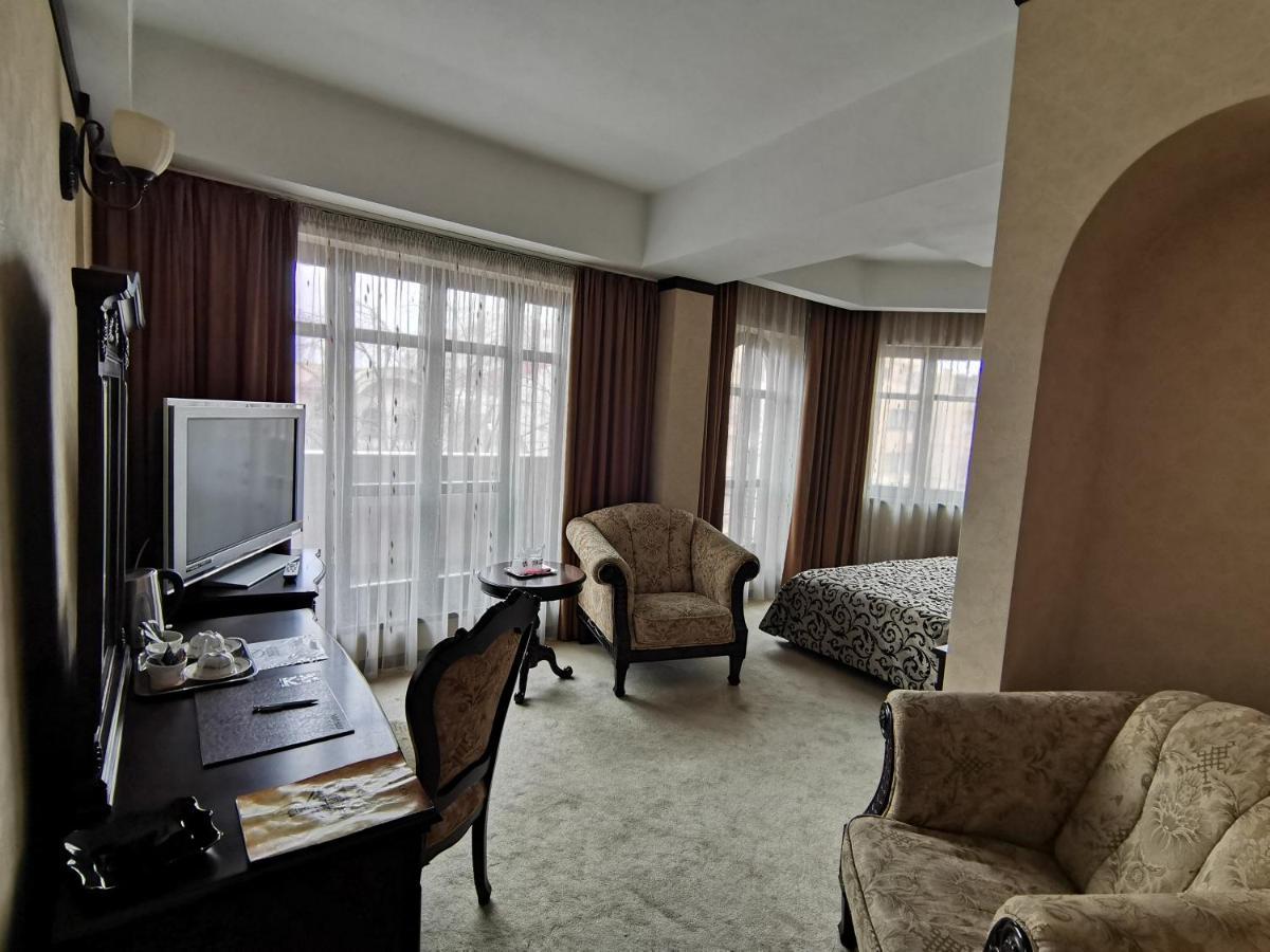 Hotel Carol Констанца Экстерьер фото